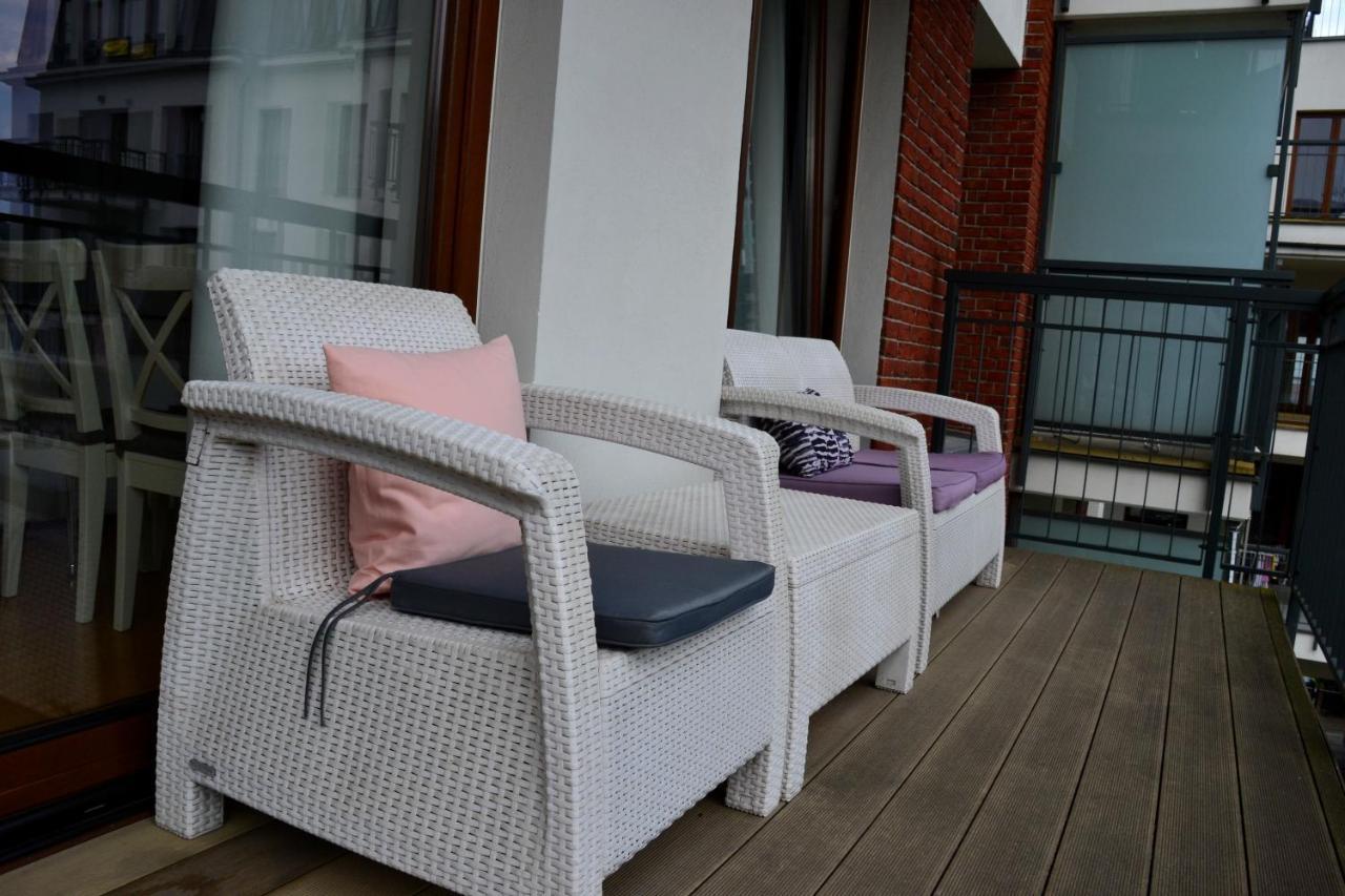 Apartamenty Centrum Nad Motlawa Z Widokiem Na Patio Z Balkonem Gdansk Exterior photo
